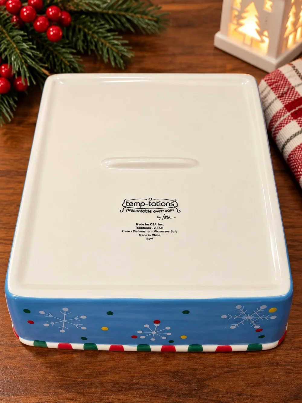Temp-tations Snowman 2.5 QT Christmas Baker Trivet Wire Rack Holiday Ovenware